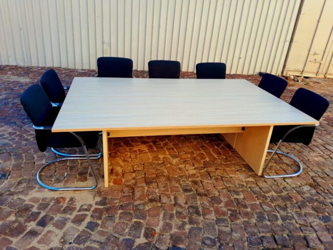 Summer Oak Boardroom Table 2400mm x 1500mm - Image 2