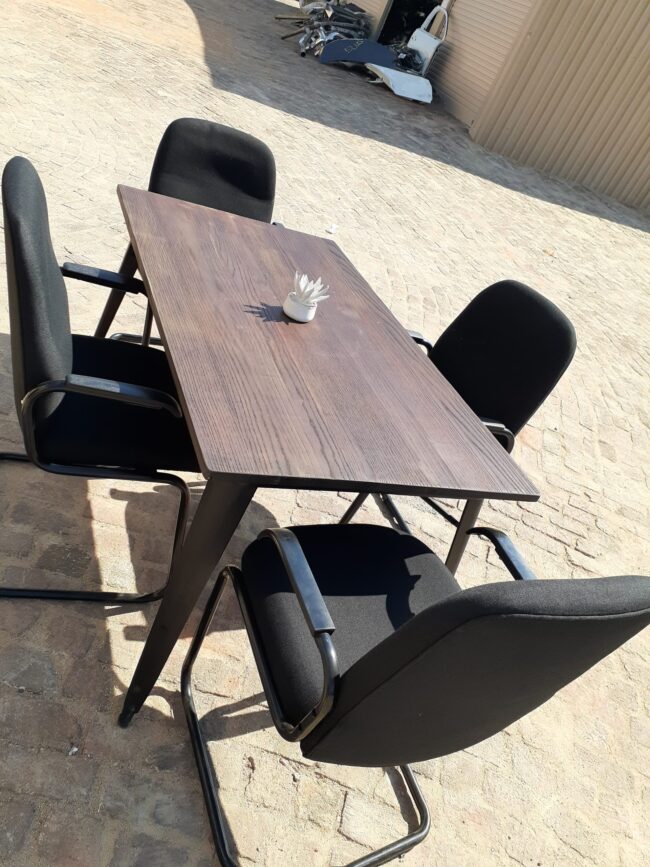 Baltic Table 1400mm x 800mm