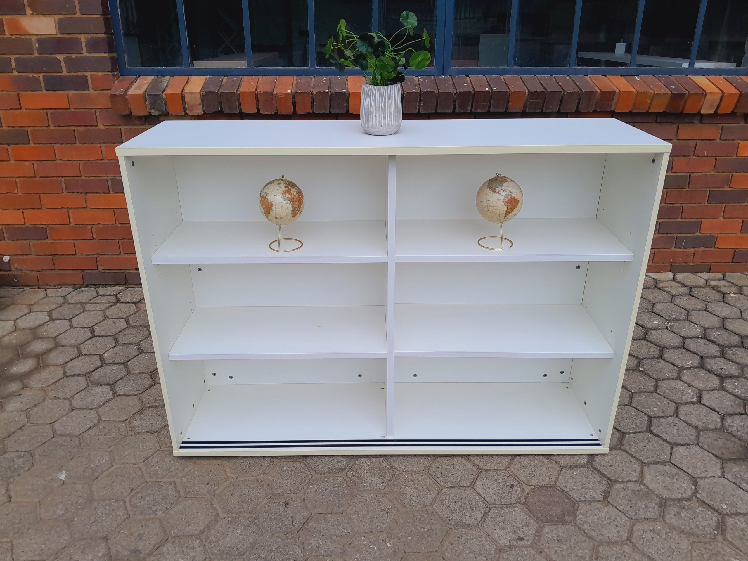 Tonstand Shelving 1500mm x 420mmD x 1100mmH 3 Tonstand Shelving 1500mm x 420mmD x 1100mmH