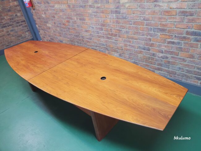 Cherry Veneer Boardroom Table 3600mm x 1200mm - Image 4