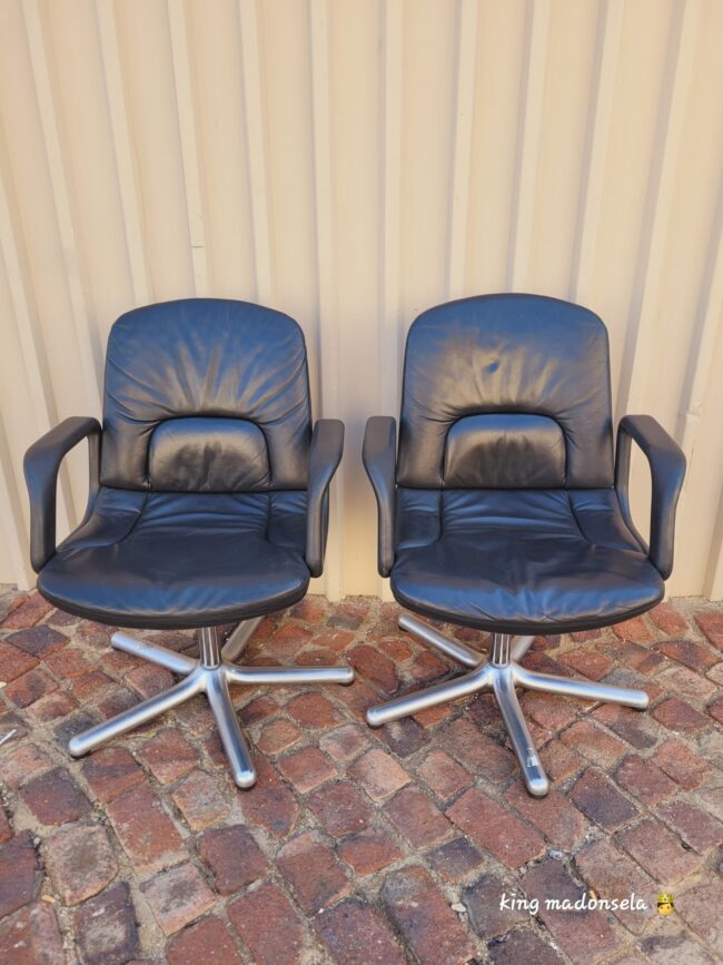 Genuine Leather Visitor Chairs