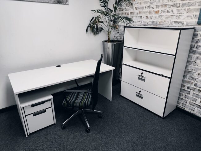 Shell White Desk With Mobile Pedestal 1600mm x 750mm - Image 4