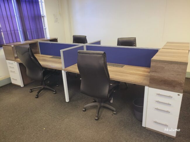 Britannica 4 Way cluster 4000mm x 1500mm - Image 3