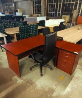 Mahogany L Shape Desk 1600mm x 1700mm