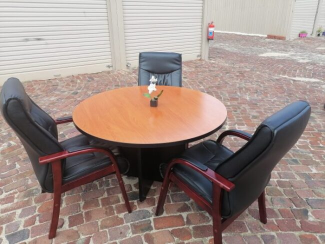 Cherry conference table 1200mm - Image 2