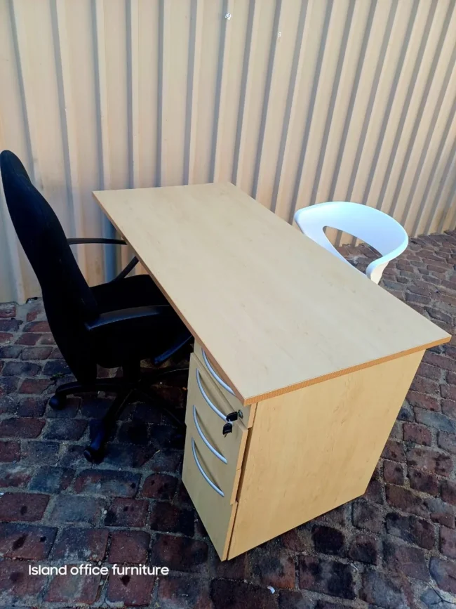 Maple Desk With Drawers 1400mm x 700mm - Image 3