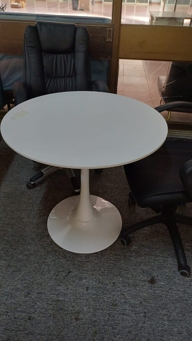 T10- Round Table 800mm 750mmH White