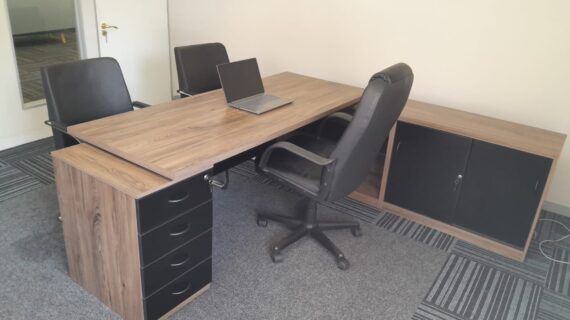 Nevada Executive Desk 2000mm x 1800mm