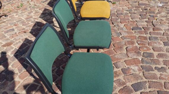 Public Chairs 5 seater 2700mm x 500mm