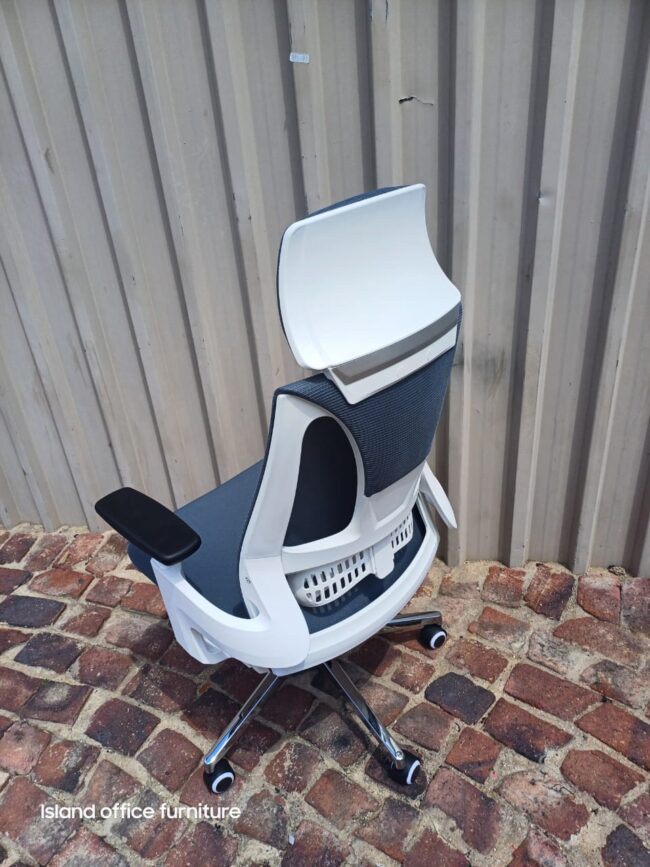 Moritz Ergonomic Grey Chair with Headrest And 3D Armrest - Image 6