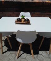 White table 1400mm x 800mm